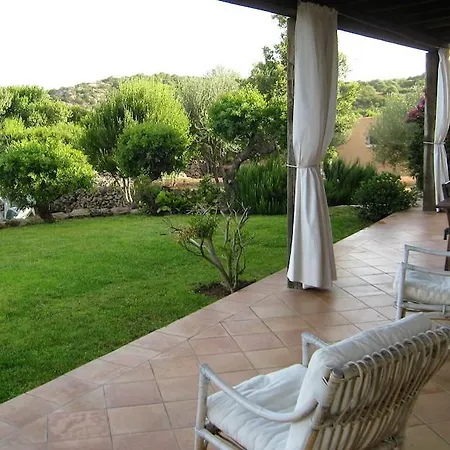 Le Tre Pietre * Baja Sardinia