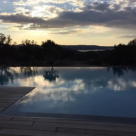 度假居 Le Tre Pietre