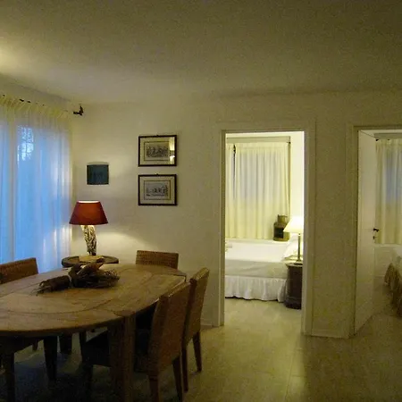 度假居 Le Tre Pietre