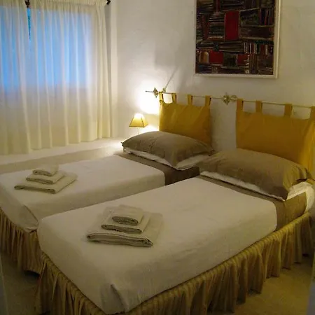 Le Tre Pietre Holiday home *
